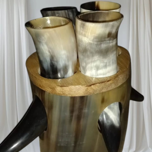 VIKING Lot de 4 cornes à boire polies avec support - Product Image 1