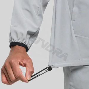 Personalizado 100% poliéster Hombre Ropa para correr al aire libre impermeable senderismo chaqueta a prueba de viento capucha transpirable cortavientos lluvia Maternidad - Product Image 6