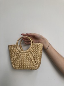 Women's Eco-friendly Water Hyacinth <b>Summer</b> <b>Handbag</b> with Shell and Zipper Closure New Arrival Natural Fashion Bag - Product Image 2