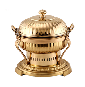 Réchaud en cuivre vintage avec des sculptures complexes, un couvercle argenté et pied en laiton orné, disponible en gros - Product Image 6