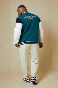 Vente en gros de vestes de baseball universitaire en laine surdimensionnée personnalisées pour hommes longue longueur Letterman à capuche brodé étiquette de logo personnalisée - Product Image 6