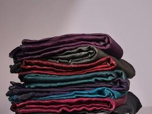 Tela Satén Tora de la Mejor Calidad, Acabado Suave, Cómoda y Fluida para Ropa de Mujer, Disponible a Buen Precio - Product Image 4