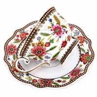 Tasse à café et soucoupe en porcelaine fine européenne vintage de luxe, motif floral, bordure dorée, tasse à café ornée de fleurs pour le thé de l'après-midi, cadeau