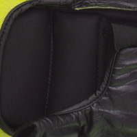 Gants de grappin de haute qualité 4oz UFC MMA mitaines de frappe à paume ouverte en gros entraînement Sparring imprimé Taekwondo Muay gants