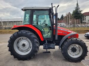บริษัทจำหน่ายรถแทรกเตอร์ Massey Ferguson 8495 รุ่น 85 แรงม้า สีแดง พร้อมห้องโดยสารและเครื่องยนต์ที่มองเห็นได้ - Product Image 2