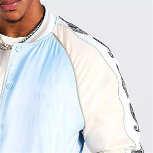 Chaqueta Bomber Versity de satén Chaqueta acolchada Varsity de satén de seda con bordado personalizado Chaqueta de béisbol Pakistán - Product Image 5