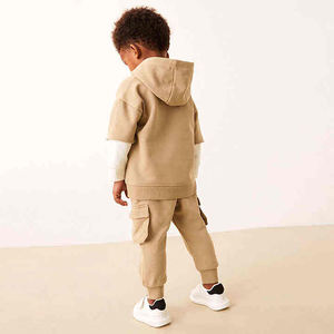 Ensemble de survêtement cargo pour enfants en beige uni, sweat à capuche à manches courtes personnalisé et pantalon de jogging, mélange de coton doux, tenue décontractée - Product Image 2
