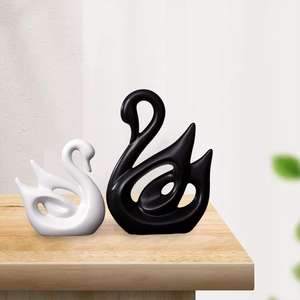 Couples noir grand et blanc petit cygne Sculpture intérieur décoration de la maison personnalisé oiseaux Sculpture événement fournitures cygnes élégants - Product Image 3