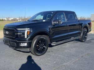 Ford F-150 LARIAT 2024 d'occasion en excellent état - Product Image 3