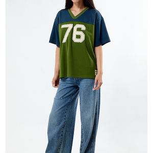 T-shirt personnalisable en maille de qualité supérieure pour femmes, maillot de football américain Boxy Crop Jersey pour l'été - Product Image 4