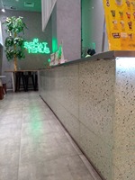 Carreaux de sol carrés en terrazzo Uterra Indonésie Bali, 18 mm d'épaisseur, 1350x2500 mm, antibactériens, polis mats, design moderne, appartement