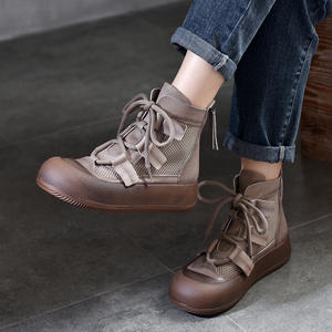 รองเท้าบูทข้อเท้าผู้หญิง ส้นหนา รองเท้าเชลซีสำหรับผู้หญิง รองเท้าบูทหนังลำลองสำหรับฤดูหนาว สำหรับใส่ทำงานและใส่ทุกวัน - Product Image 1