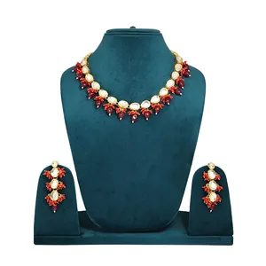 Ensemble de collier Kundan avec perles rouges, bijoux de mariée de luxe plaqués or 24 carats pour mariage - Product Image 4