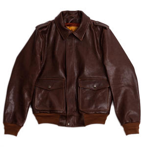 Chaqueta Bomber de piloto de cuero distintiva para hombres con opciones de personalización perfectas para ropa informal al aire libre durante todo el invierno y el año - Product Image 1