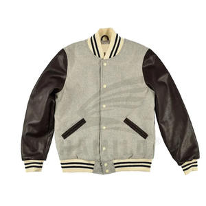Chaqueta de lana de cuero Varsity Letterman para hombre y mujer con logotipo bordado personalizado, venta al por mayor, decoración de botones de temporada de invierno - Product Image 6
