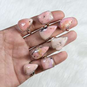 แหวนขอบพลอยโอปอลสีชมพูคุณภาพสูงเครื่องประดับเงินสุดทึ่งสำหรับงานแต่งงานจำนวนมากจากดีไซเนอร์ - Product Image 1