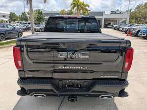 GMC Sierra 2025 - Product Image 2