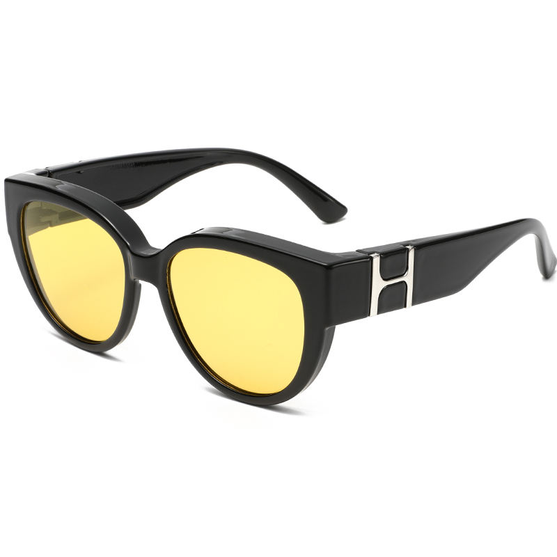 C6: Black/ Night Vision Yellow