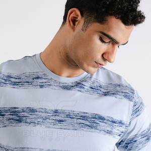 Productos más vendidos en Pakistán Camiseta caliente con diseño sublimado Hombres Nueva moda Peso ligero Hombres Camisetas - Product Image 5