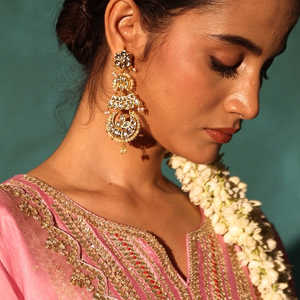 ต่างหูแฟชั่นแบบยาวจากนักออกแบบของ Kundan - Product Image 6