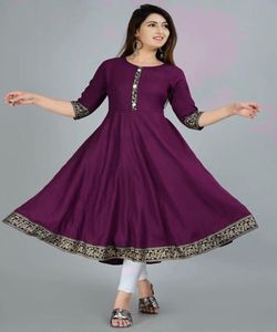 Algodón puro rayón Kurti con bordado y lámina de oro impreso al por mayor precio más bajo mercado Suart Gujarat Ropa Étnica alfanumero - Product Image 5