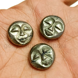 Briolette de piedras preciosas de forma redonda de cara humana tallada a mano de pirita natural para la fabricación de joyas, precio al por mayor, abalorios redondos de pirita a granel - Product Image 2