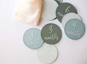 จานรองแก้วอะคริลิครูปทรงสี่เหลี่ยมที่มีดีไซน์ทำด้วยมือแบบเรียบง่ายเหมาะสำหรับวางบนโต๊ะกาแฟและชาและแผ่นรองหลากสี - Product Image 3