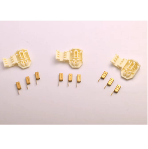 Services professionnels de fraisage et de tournage CNC pour la fabrication de moules, le moulage plastique, l'outillage d'insertion avec des tolérances strictes - Product Image 6