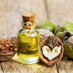 Huile de noix 100% biologique en gros, ayurvédique et de qualité alimentaire, pressée à froid pour la cuisine, l'odeur fraîche et le soutien de la santé capillaire - Product Image 2