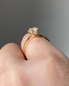 แหวนหมั้นโซลิแทร์แบบกลม1.50 CT แหวนหมั้นเพชรโมอิสซาไนต์ทรงโค้งสีทอง14K ของขวัญครบรอบแต่งงาน - Product Image 2