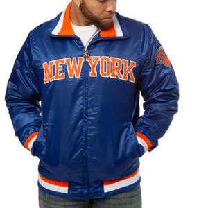 Chaqueta Universitaria Personalizada con Bordado de Equipo, Chaqueta Universitaria de Seda, Chaqueta Bomber de Satén para Hombre - Product Image 4