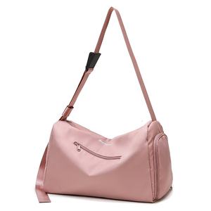 Logotipo personalizado de gran capacidad para pasar la noche, bolsas de lona rosa para fin de semana, bolsa de viaje deportiva impermeable para hombre y mujer - Product Image 1