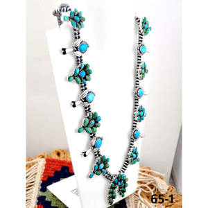 Collar Naja Hecho a Mano del Valle Esmeralda del Suroeste con Turquesa Blanca y Plata de Ley, Joyería Cultural Coleccionable - Product Image 3
