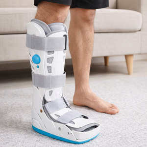 Bota Ortopédica Ajustable con Cámara de Aire para Recuperación de Lesiones de Pie y <span class=keywords><strong>Tobillo</strong></span> - Product Image 1