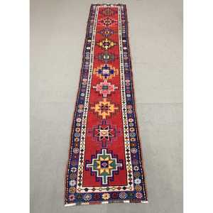 Tapis turc Herki 2,7 x 13 pieds, tapis vintage, tapis en laine rouge à motifs floraux - Product Image 1