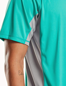 Professional Customized New 2025 Compression Shirt Breathable Quick Dry Eco-Friendly Short Sleeve <b>Surfing</b> Rash Guard - Product Image 2