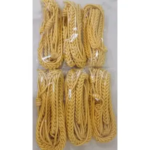 Aiguillette professionnelle tressée épaisse jaune or en coton de soie avec embouts en maille et en métal Cordons d'épaule métalliques or Mylar OEM