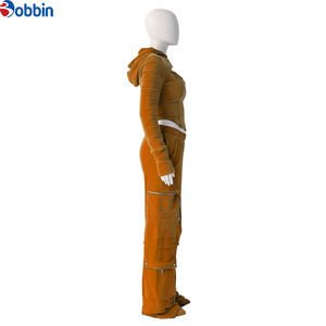 ชุดออกกำลังกายผู้ชาย BOBBIN INDUSTRIES ทรงปกติ ผลิตจากวัสดุรักษ์โลก สำหรับฤดูหนาว เนื้อผ้าหนา 2-in-1 พร้อมกระเป๋าคาร์โก้แบบซิปหลายช่อง และฮู้ด - Product Image 3