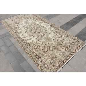 Alfombra Turca de 4.7x8.7 pies, Alfombra Vintage, Alfombra Oriental de Lana Marrón - Product Image 2