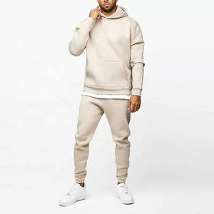 OEM al por mayor de los hombres 100% de algodón transpirable Jogging trajes logotipo personalizado impreso de alta calidad chándal para el otoño hecho en Pakistán - Product Image 1