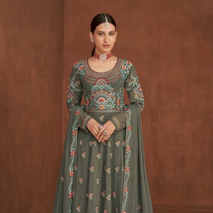 ชุดสูทชาวปากีสถานทรงจอร์เจียแท้สำหรับผู้หญิงเสื้อผ้าอินเดียสำหรับใส่ทำงานปักลายทางออนไลน์ - Product Image 1