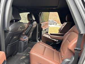 SUPER CLEAN 2025 LIN-CO-LN NAVI-GATOR L RESERVE ARM-ORED SUV PRÊT À ÊTRE EXPÉDIÉ - Product Image 4