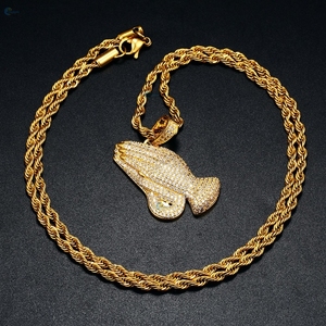 Pendentif Hip Hop Mains en Prière en Diamant de Laboratoire, Personnalisé, Serti de Pierres, Style Célébrité - Product Image 5