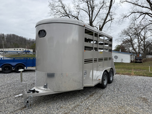 Affordable Horse <b>Trailer</b> for Sale Ready to Ship Livestock Transport Supplier - Product Image 3