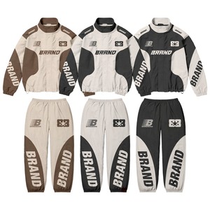 Custom Fashionable <b>Embroidery</b> Logo Design Breathable Plus Size Light Weight Cotton Sports Windbreaker Women's Tracksuits - Product Image 1