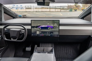 Tesla Cybertruck 2024 Usada Premium, 600 hp, Motor Dual, Tracción en las Cuatro Ruedas - Product Image 3