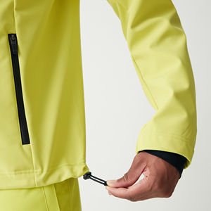 Chaqueta Softshell Personalizada con Logotipo para Hombre y Mujer, Impermeable, Transpirable, Cortavientos, Forro de Spandex, Talla Grande para Uso en Exteriores - Product Image 5