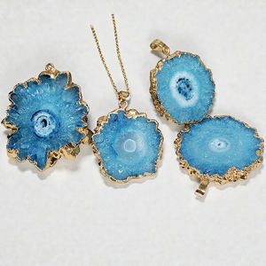 Colgante de Cuarzo Solar Azul Aqua con Baño de Oro de 18K sobre Plata 925 - Componente de Joyería de Plata de Ley S925 con Piedras Preciosas - Product Image 1