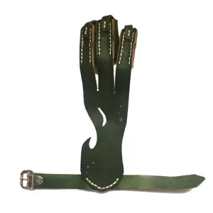 Slingshot Hunting Catapult Fish Shooting Arrow Head Dart Fishing Kit  Protection Glove Wrist Strap Mini Reel Color: right glove strap