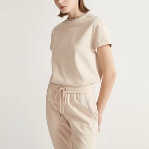 Ensemble de vêtements d'été décontractés et respirants pour femmes, 100 % coton peigné du Pakistan, motif uni, short et t-shirt coupe ample 2 pièces - Product Image 2